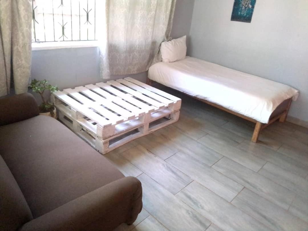 Choice Backpackers Lodge Bulawayo Exterior foto
